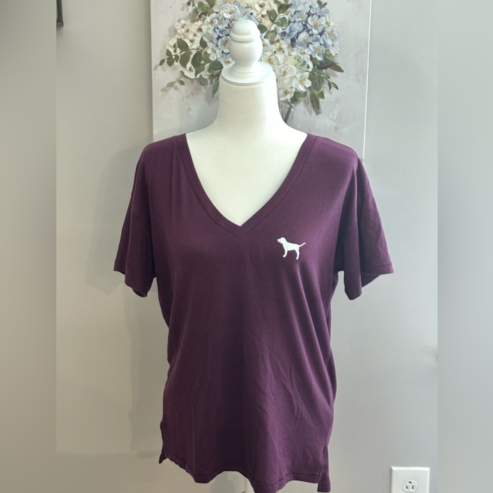 💗CLOSET CLEAR OUT💗
PINK Maroon Dog T Shirt 🐶
Size Small